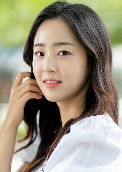 Choi Ye-bin photo