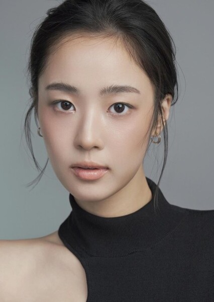 Choi Ye-bin photo