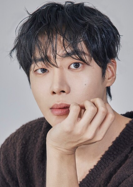 Fan Casting Choo Young-woo as Kim Mincheol in Childhood Friend Complex ...