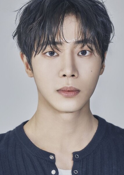 Choo Young-woo photo