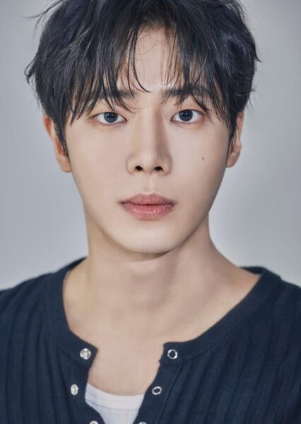 Choo Young-woo photo