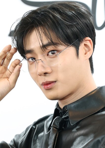 Choo Young-woo photo