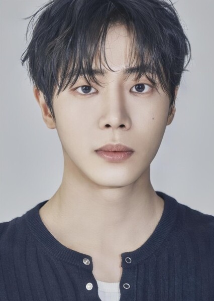 Choo Young-woo photo