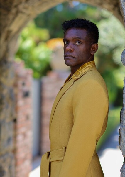 Chris Chalk photo