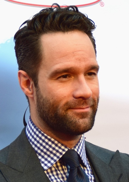 Chris Diamantopoulos photo