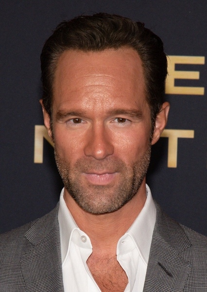 Chris Diamantopoulos photo