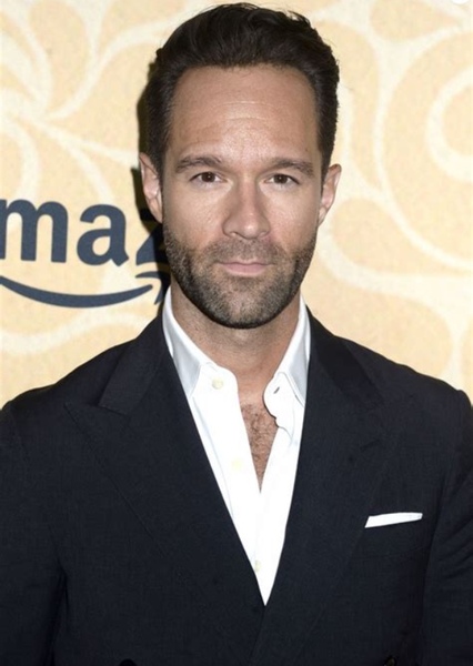 Chris Diamantopoulos photo