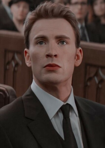 Chris Evans photo