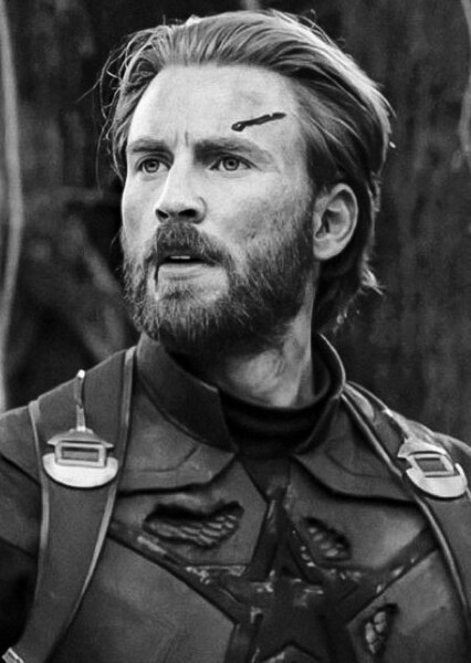 Chris Evans photo