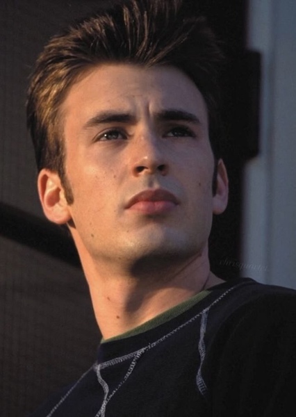 Chris Evans photo