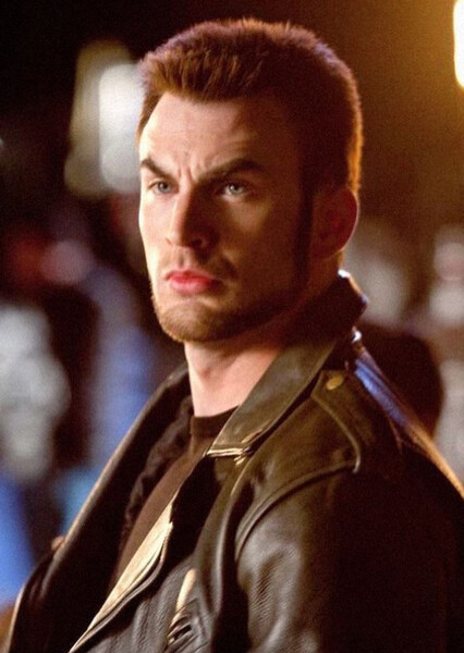 Chris Evans photo