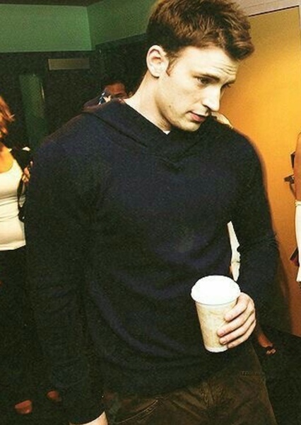 Chris Evans photo