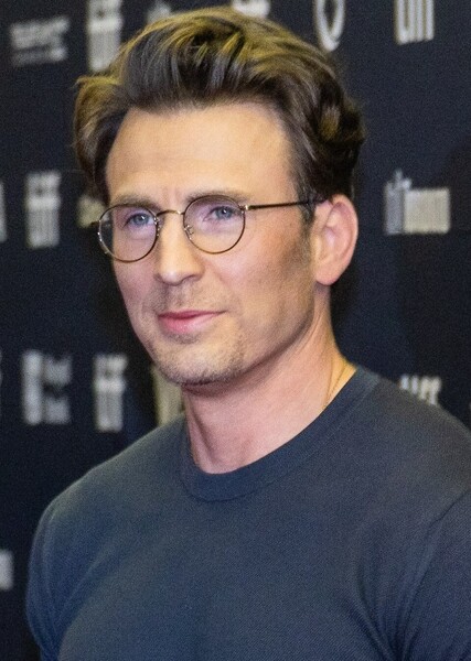 Chris Evans photo