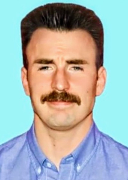 Chris Evans photo