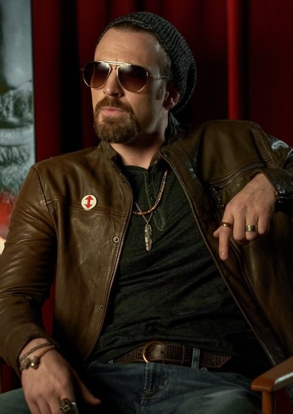 Chris Evans photo