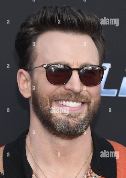 Chris Evans photo