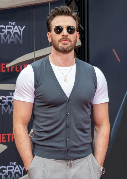 Chris Evans photo