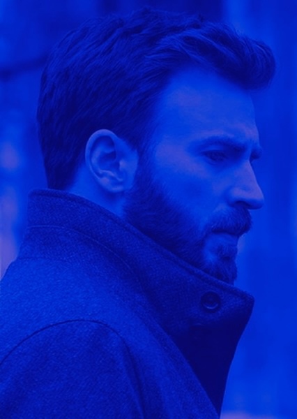 Chris Evans photo