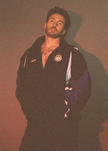 Chris Evans photo