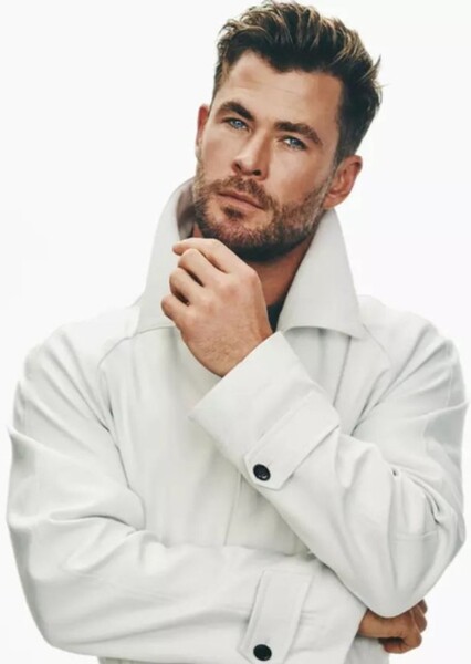 Chris Hemsworth photo