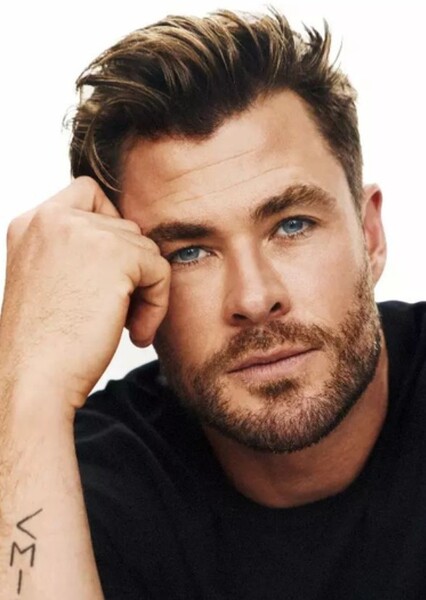 Chris Hemsworth photo