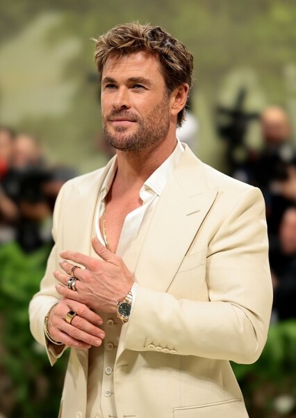 Chris Hemsworth photo