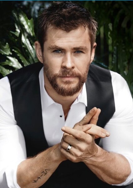 Chris Hemsworth photo