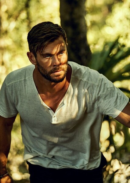 Chris Hemsworth photo