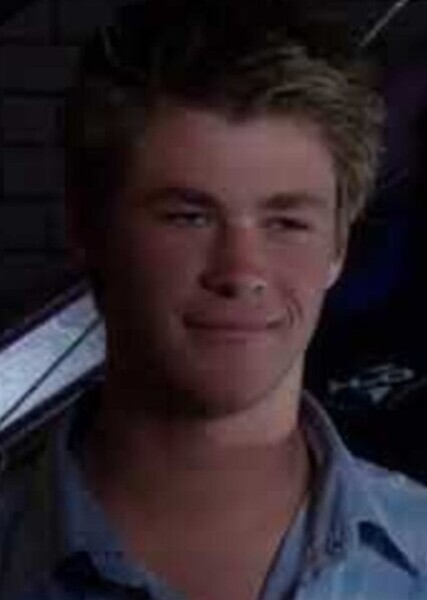 Chris Hemsworth photo