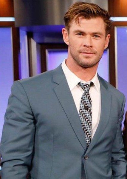 Chris Hemsworth photo