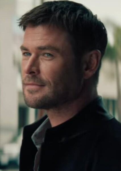 Chris Hemsworth photo