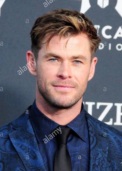 Chris Hemsworth photo