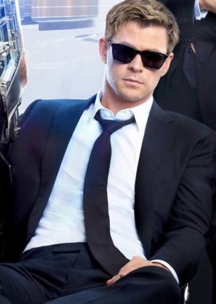 Chris Hemsworth photo