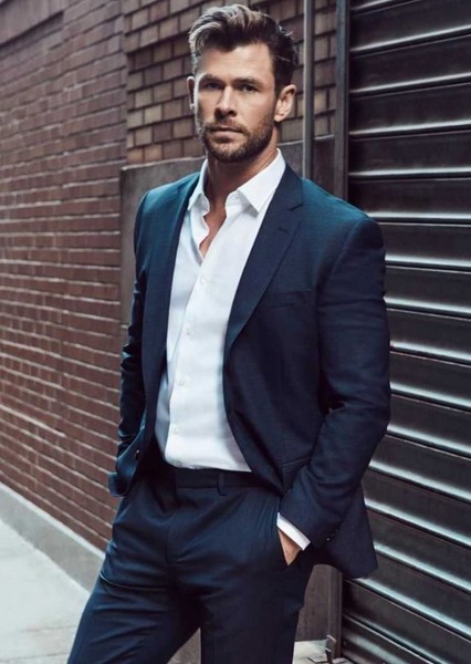 Chris Hemsworth photo