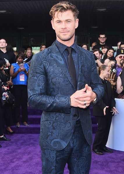 Chris Hemsworth photo