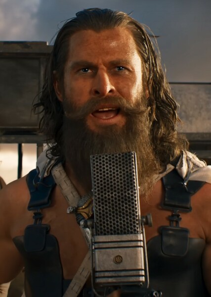 Chris Hemsworth photo
