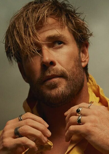 Chris Hemsworth photo