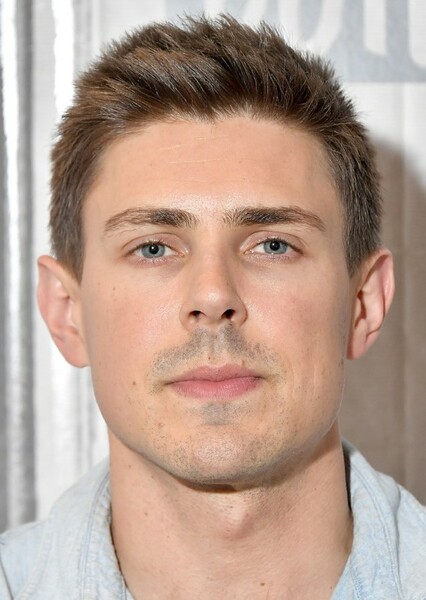 Chris Lowell