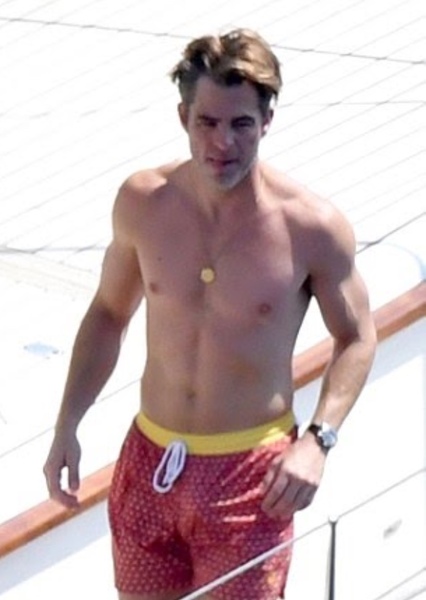Chris Pine photo