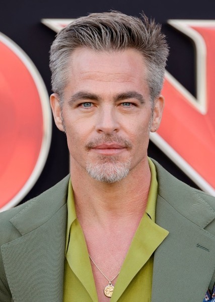 Chris Pine photo