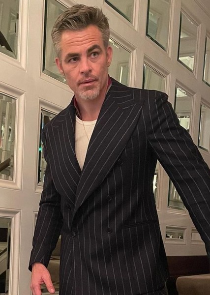 Chris Pine photo