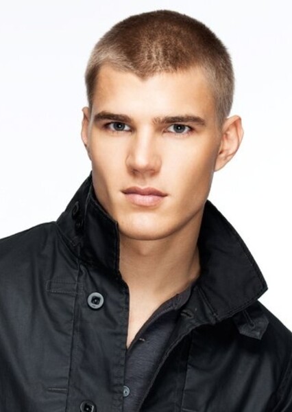 Chris Zylka photo