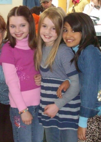 Chrissa, Gwen and Sonali photo