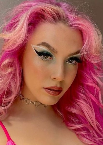Chrissy Chlapecka photo