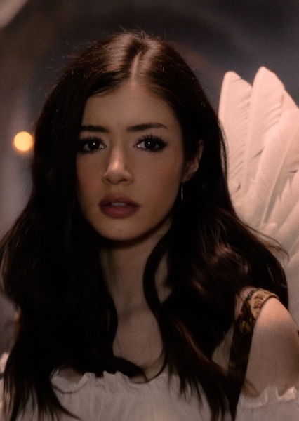 Chrissy Costanza photo