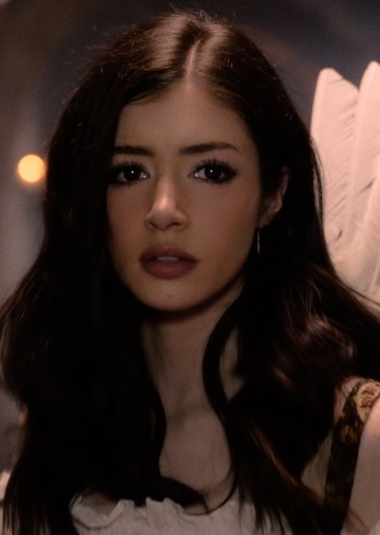 Chrissy Costanza photo