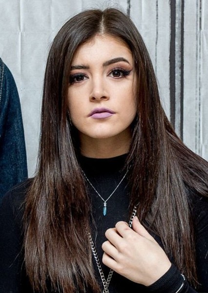 Chrissy Costanza photo