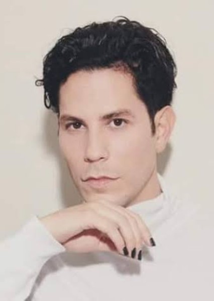 Christian Chávez photo