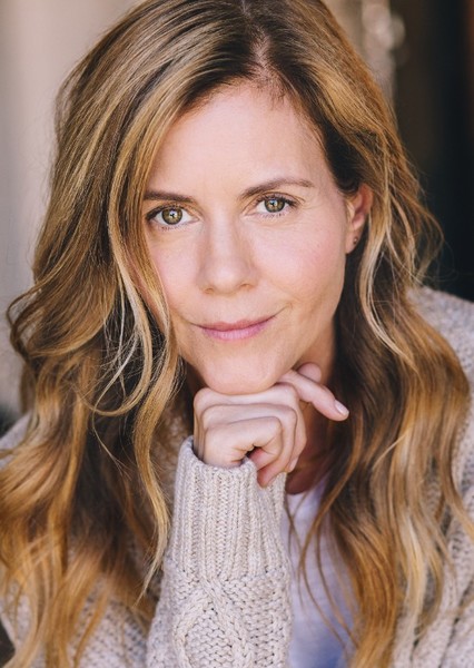 Christie Lynn Smith photo