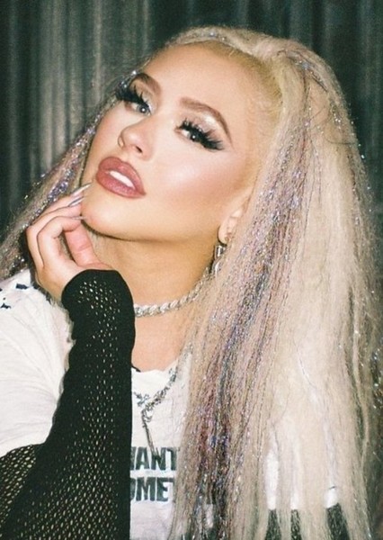 Christina Aguilera photo